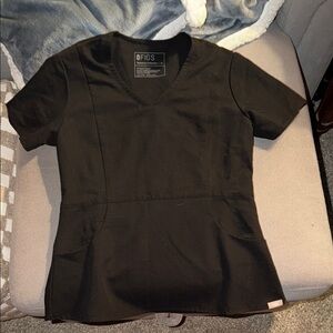 Figs Scrub Top Black